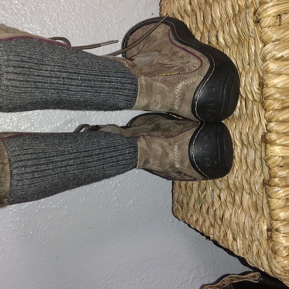 Privo By Clark’s Embroidered Suede Waterproof Mid Calf Lace Up Brown Boots 7.5 - Picture 4 of 6